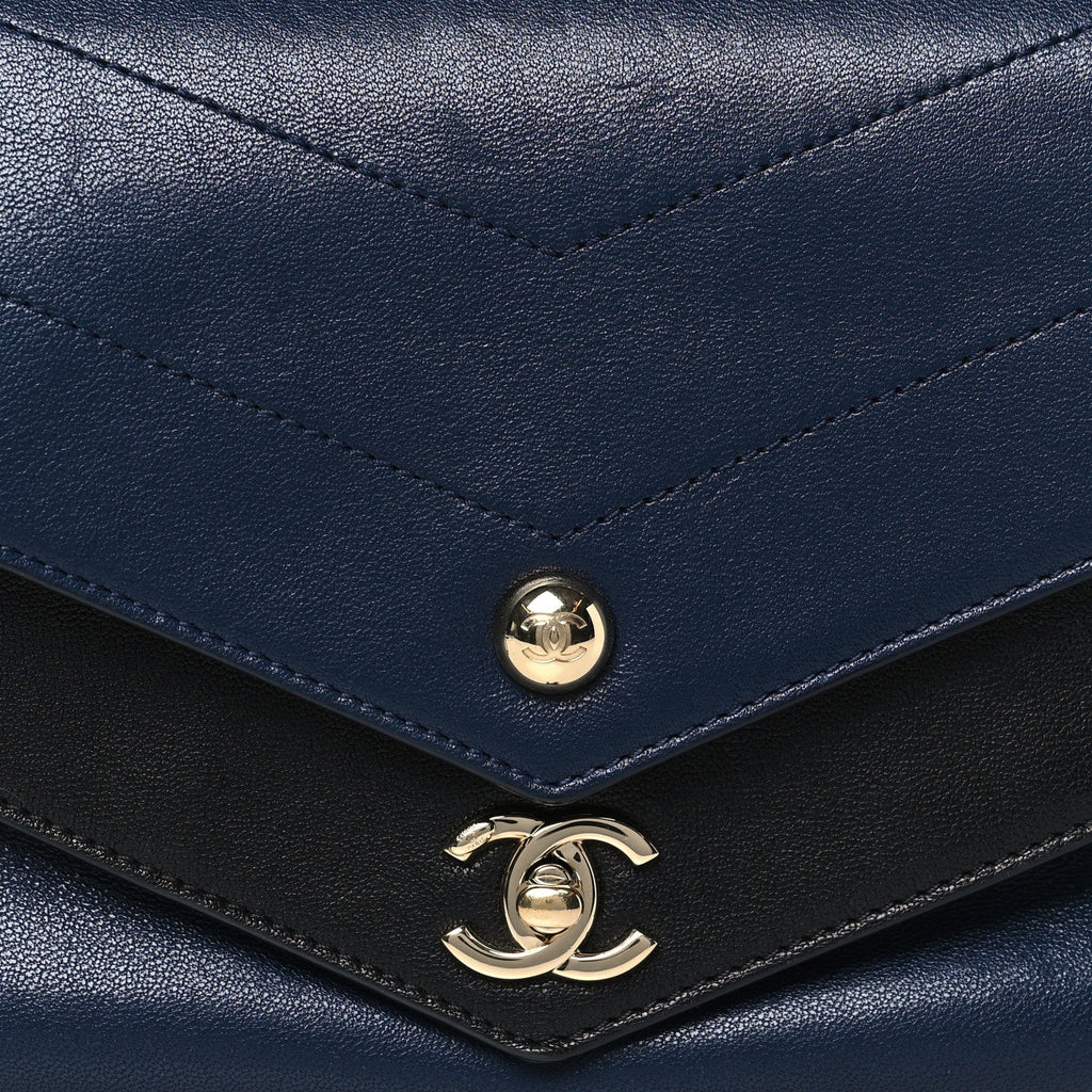 Sheepskin Chevron Quilted Mini Double Chevron Flap Navy Black