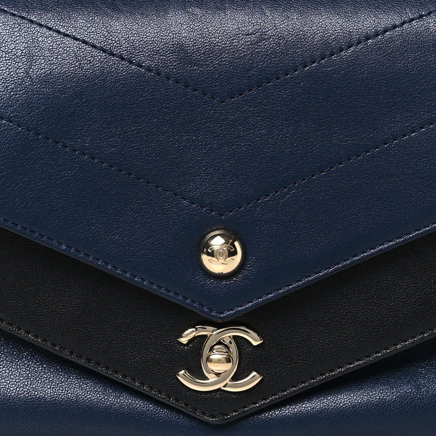 Sheepskin Chevron Quilted Mini Double Chevron Flap Navy Black