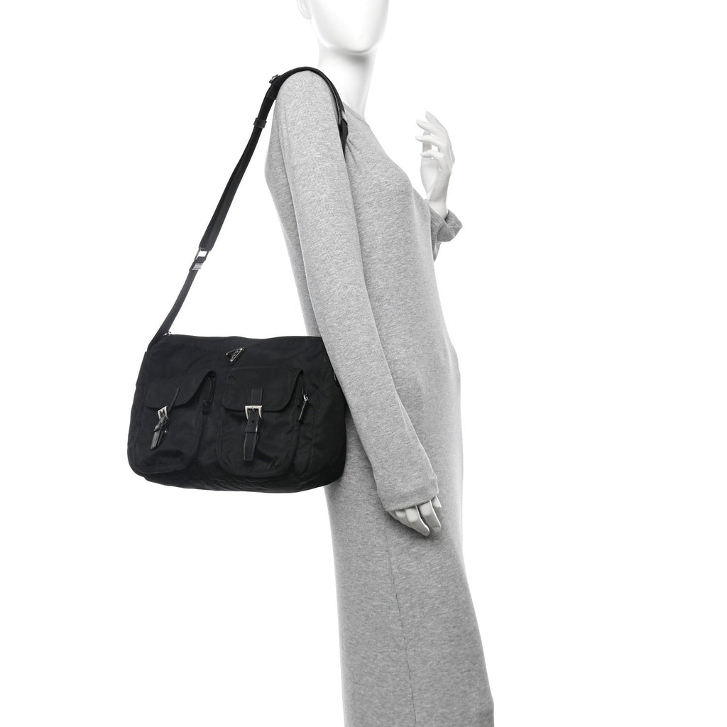 Tessuto Nylon Saffiano Vela Messenger Bag Black