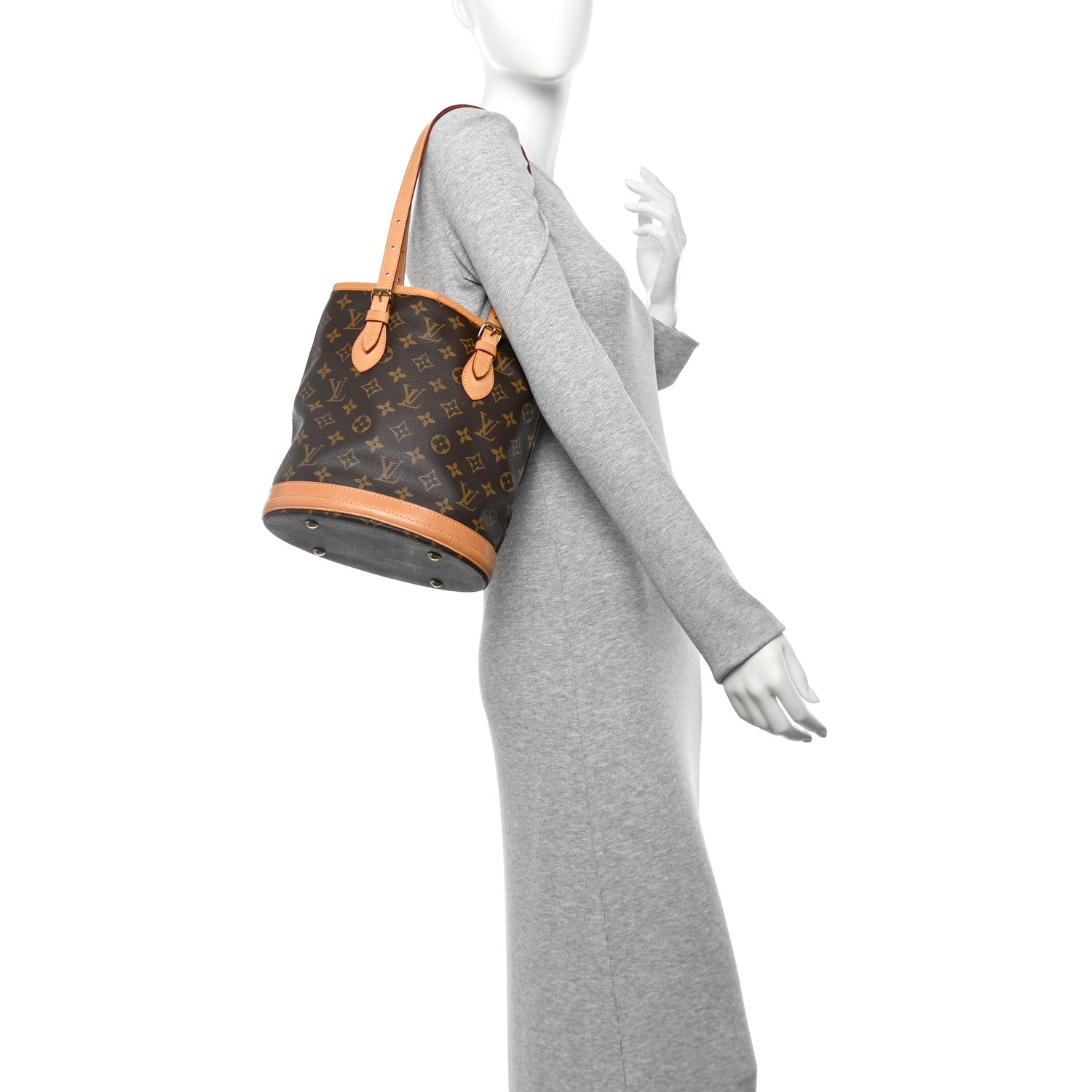 Monogram Petit Bucket 23