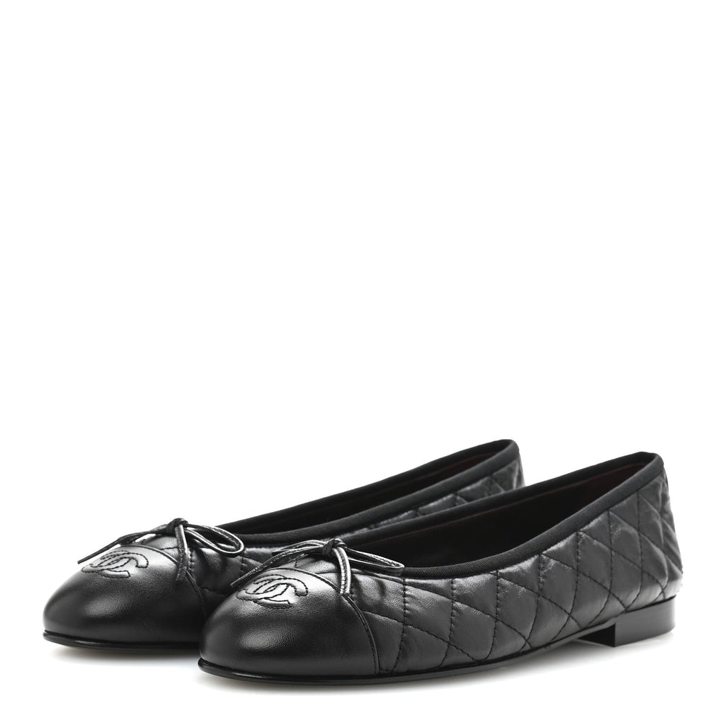 Aged Calfskin Quilted CC Cap Toe Ballerina Flats 38.5 Black