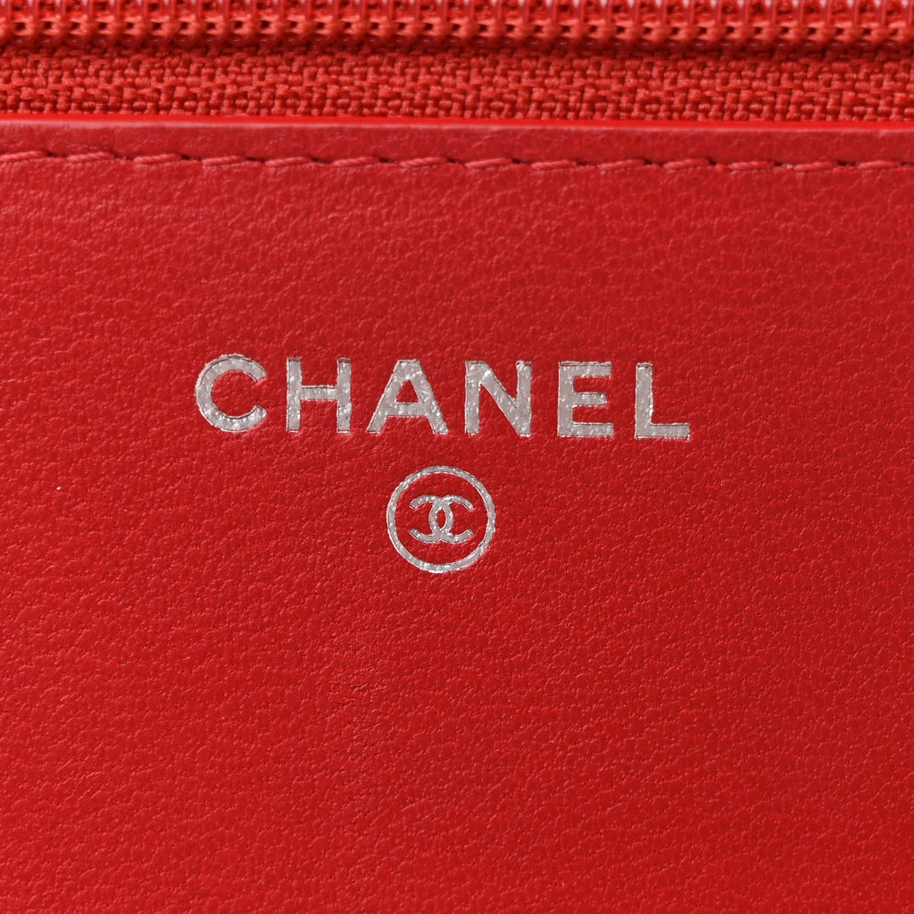 Lambskin Quilted CC Crossing Wallet On Chain WOC Red