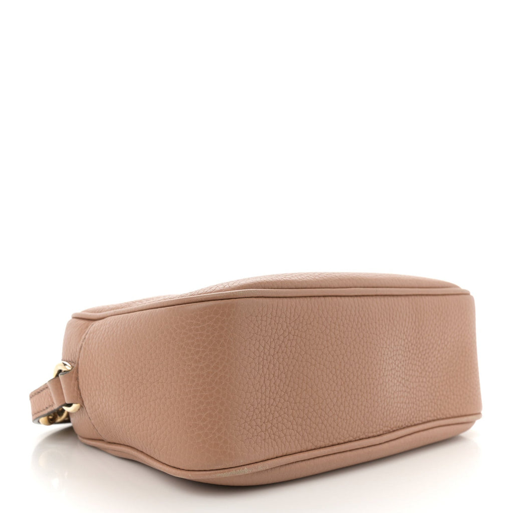 Pebbled Calfskin Small Soho Disco Bag Camelia