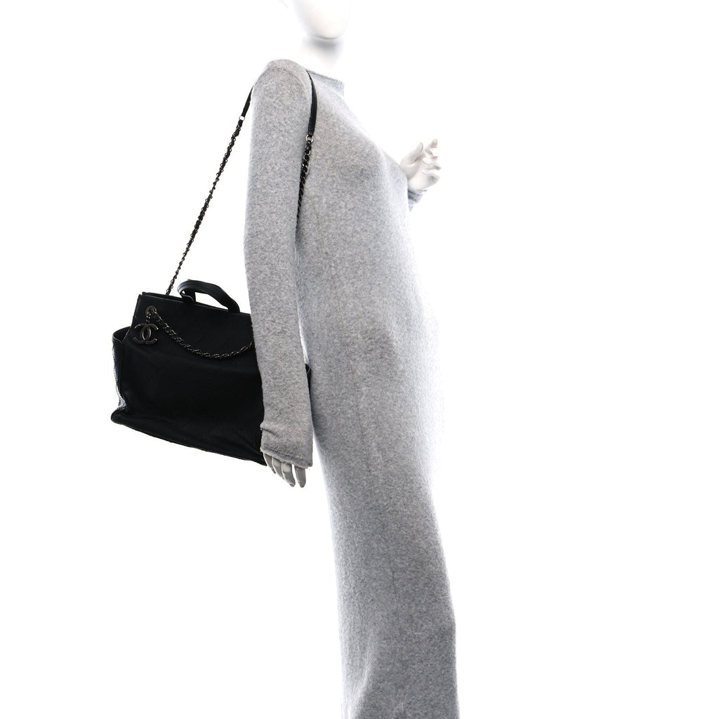 Calfskin CC Pocket Tote Black