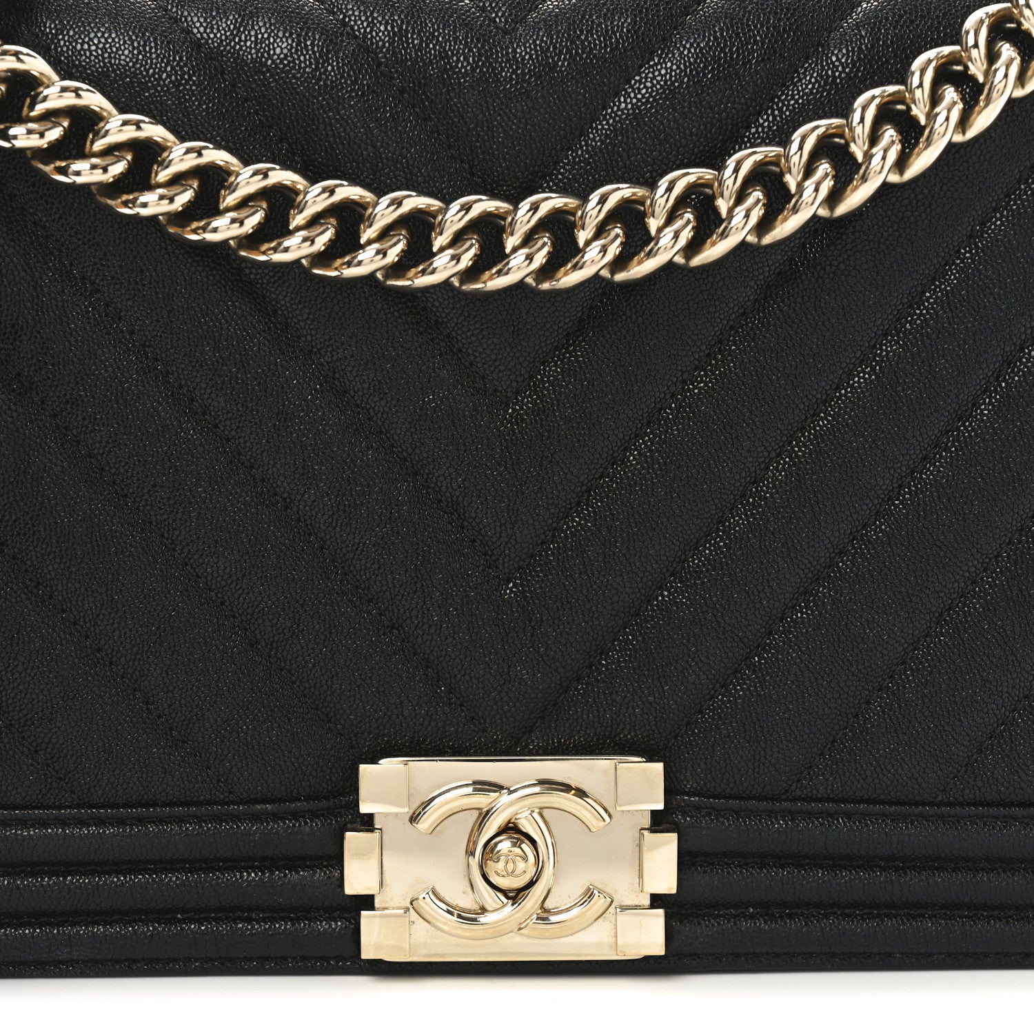 Caviar Chevron Quilted New Medium Boy Flap Black