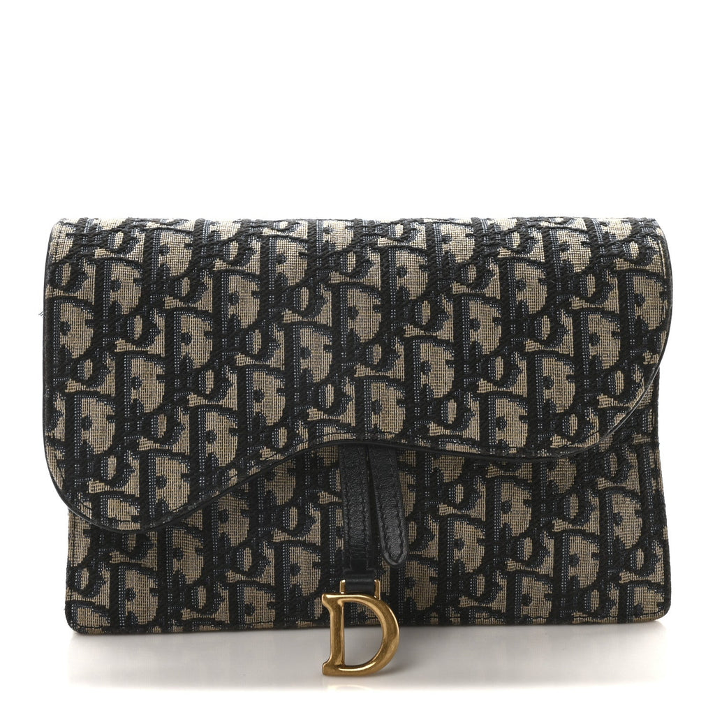 Oblique Saddle Chain Pouch Blue
