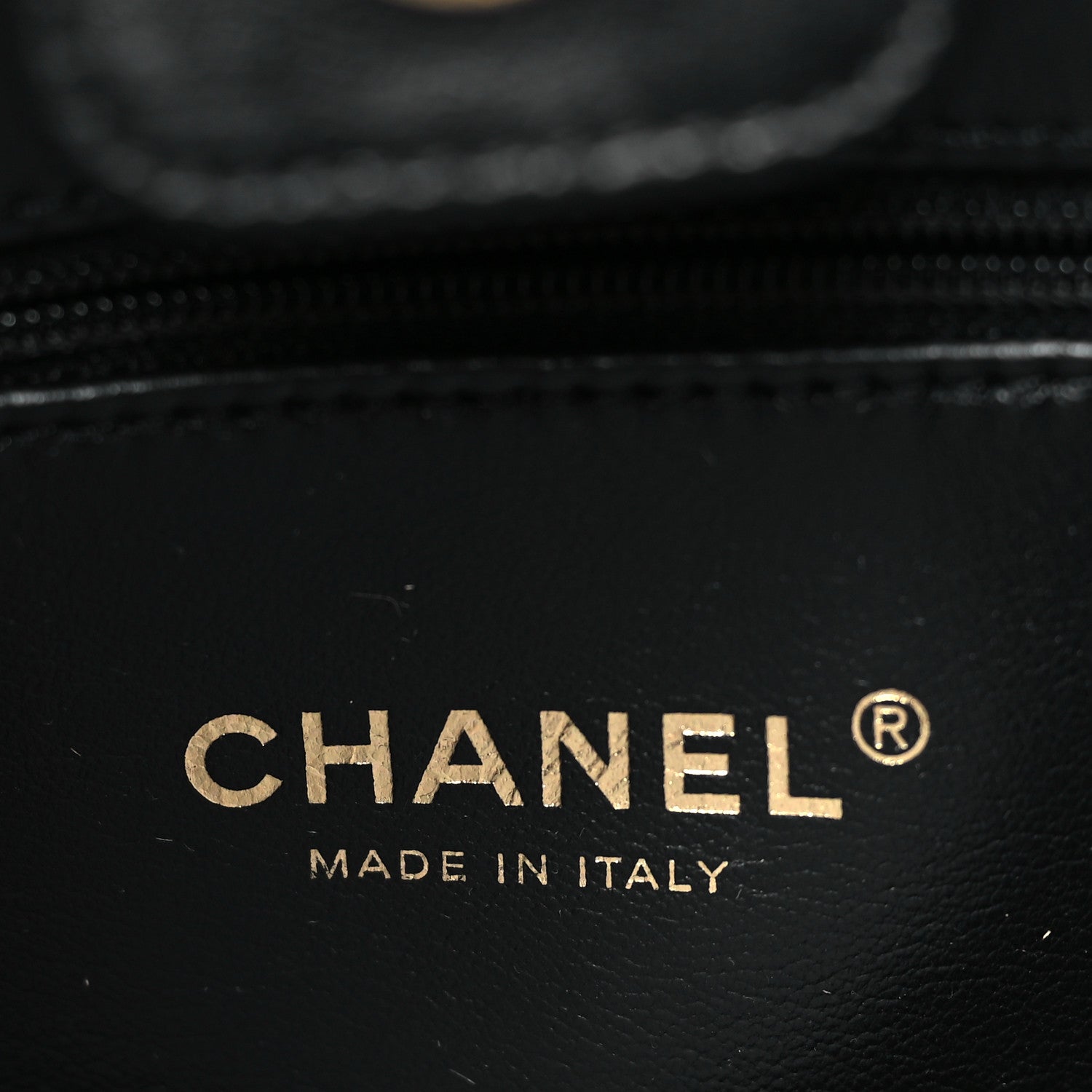 Lambskin Quilted Chaine Lettre Small Bucket Bag Black
