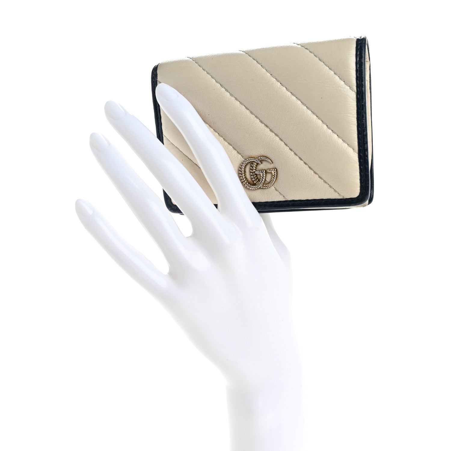 Vintage Effect Calfskin Matelasse Diagonal Torchon GG Marmont  Case Wallet Mystic White Blue Agata