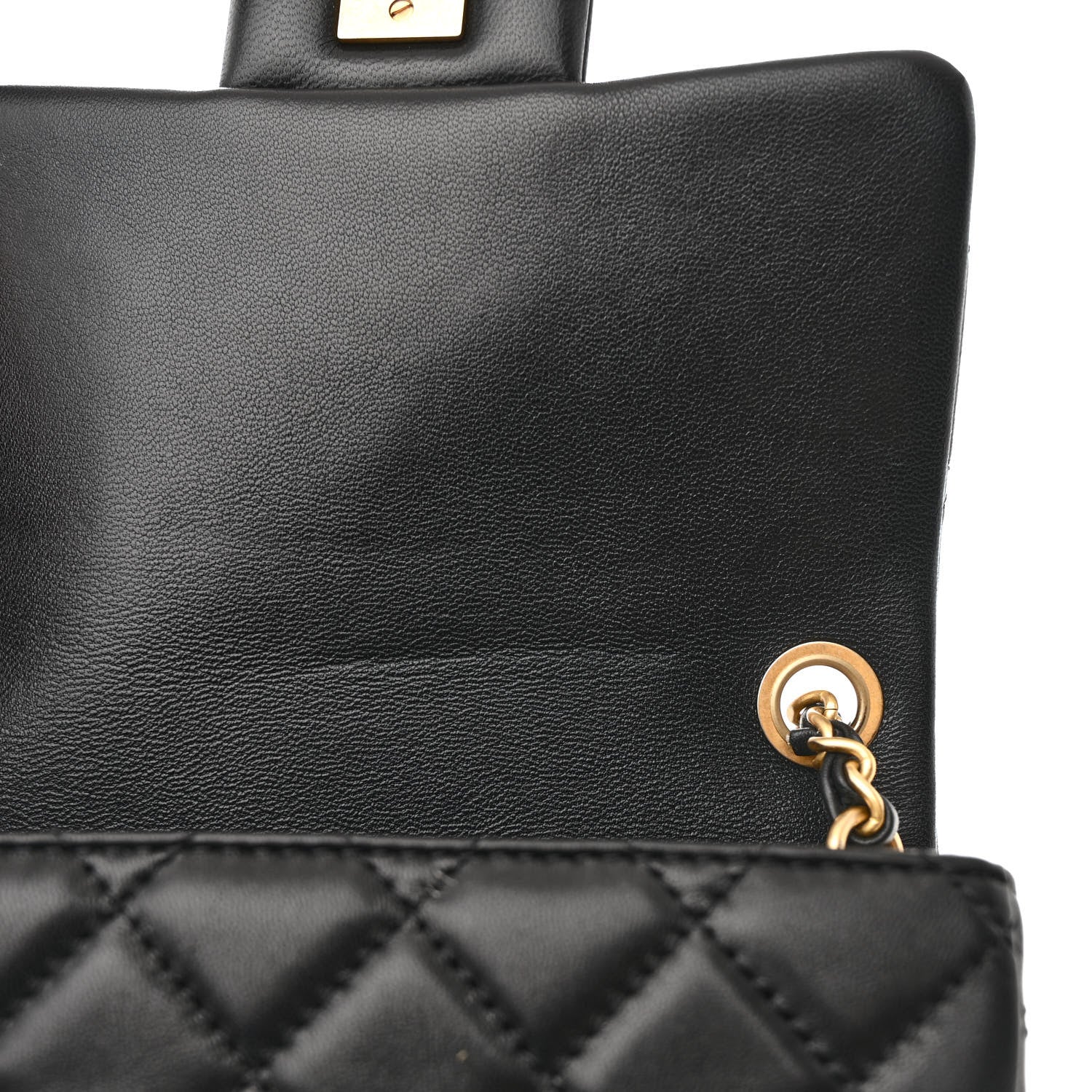 Lambskin Quilted Mini Pearl Crush Flap Black