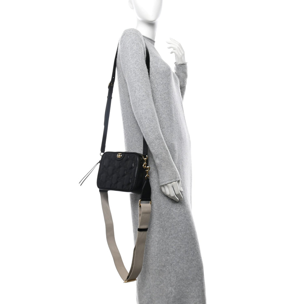 Calfskin GG Matelasse Shoulder Bag Black Natural