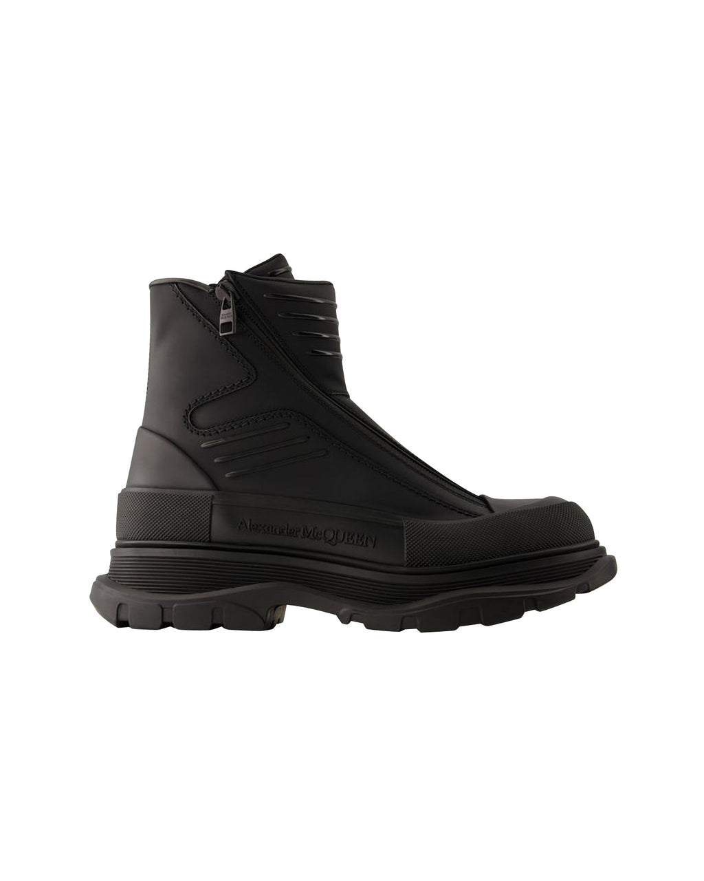 Tread Ankle Boots - Alexander Mcqueen - Leather - Black