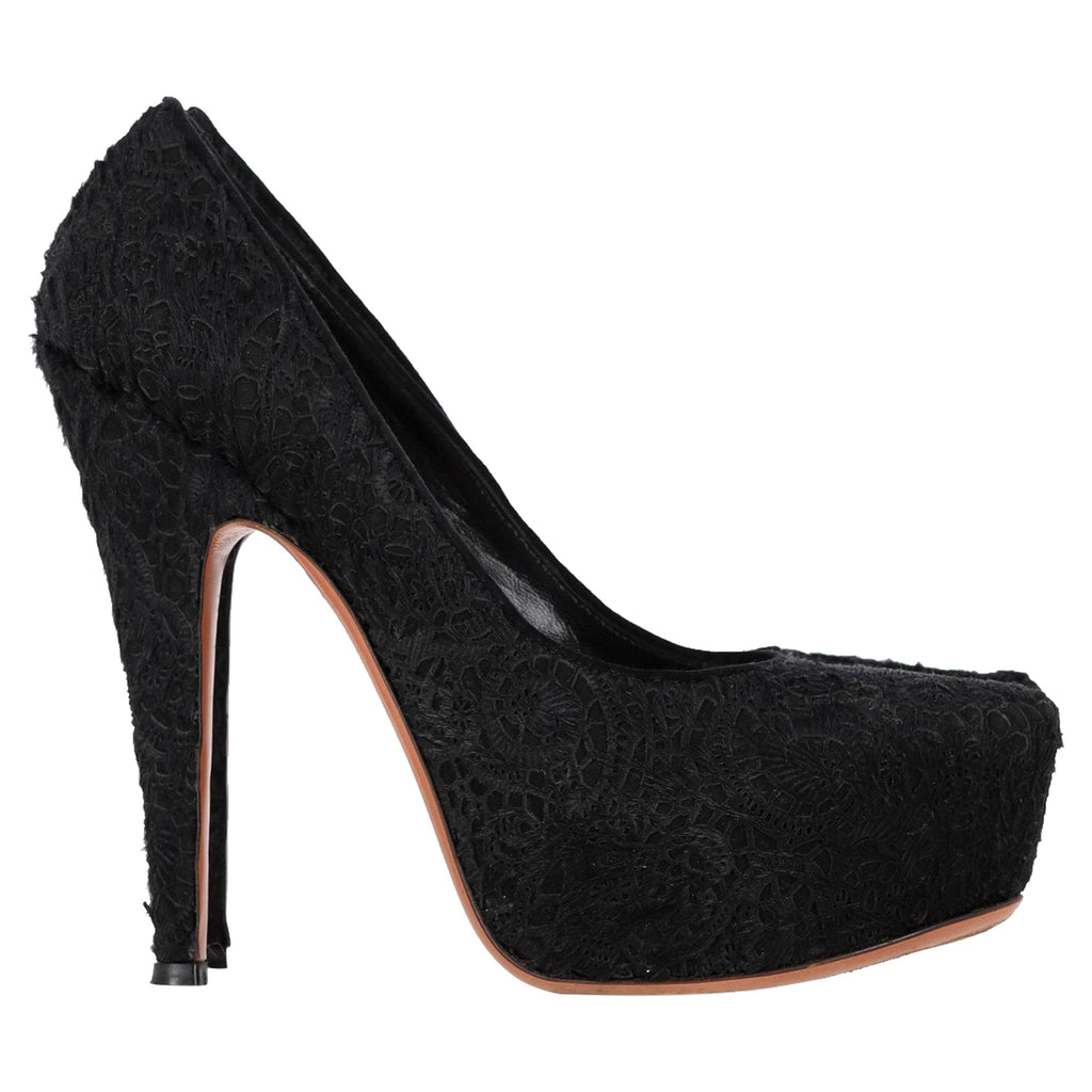 Women's Alaïa Azzedine Lace Platform Pumps in Black Cotton