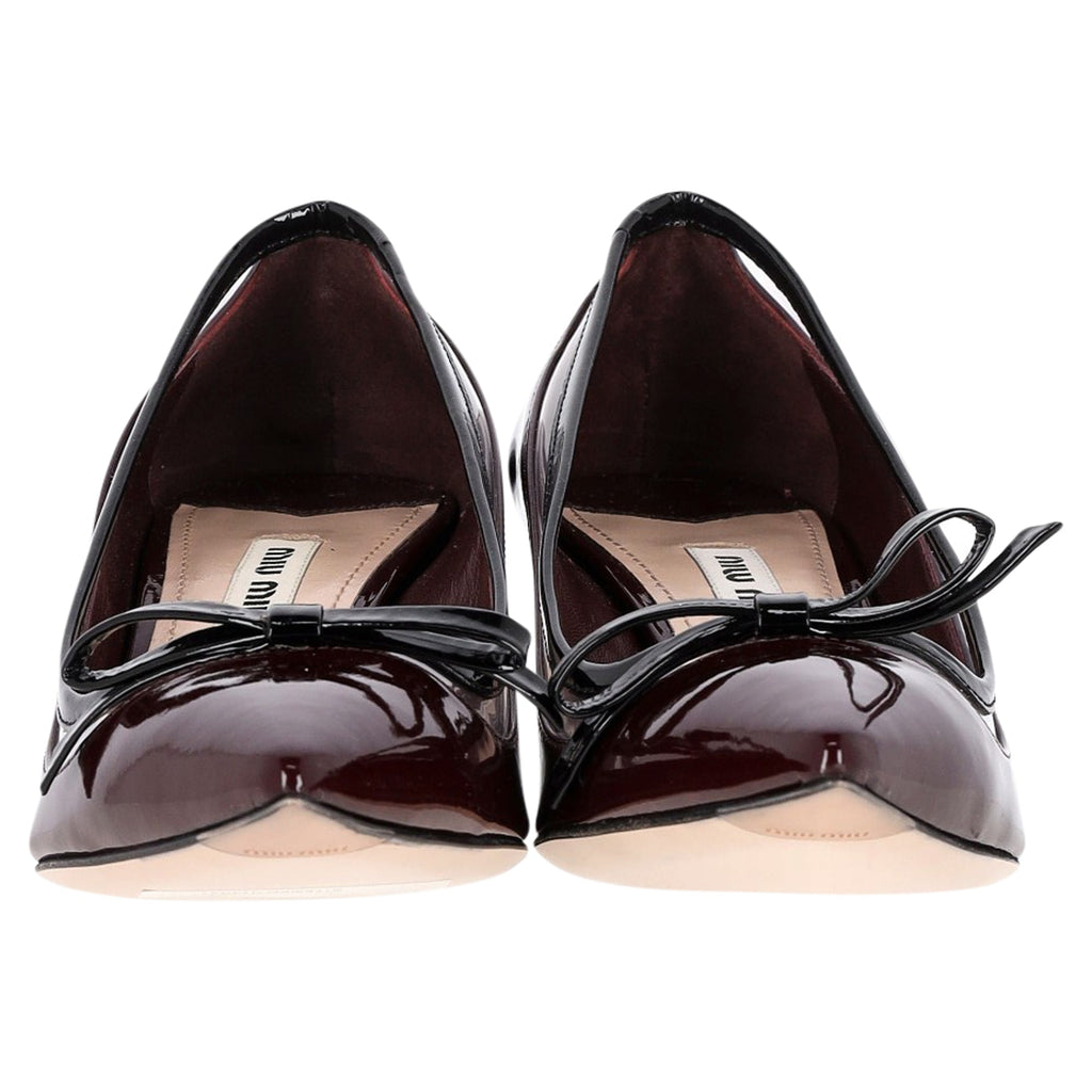 Miu Miu Bow Detail Pumps in Brown Patent Leather