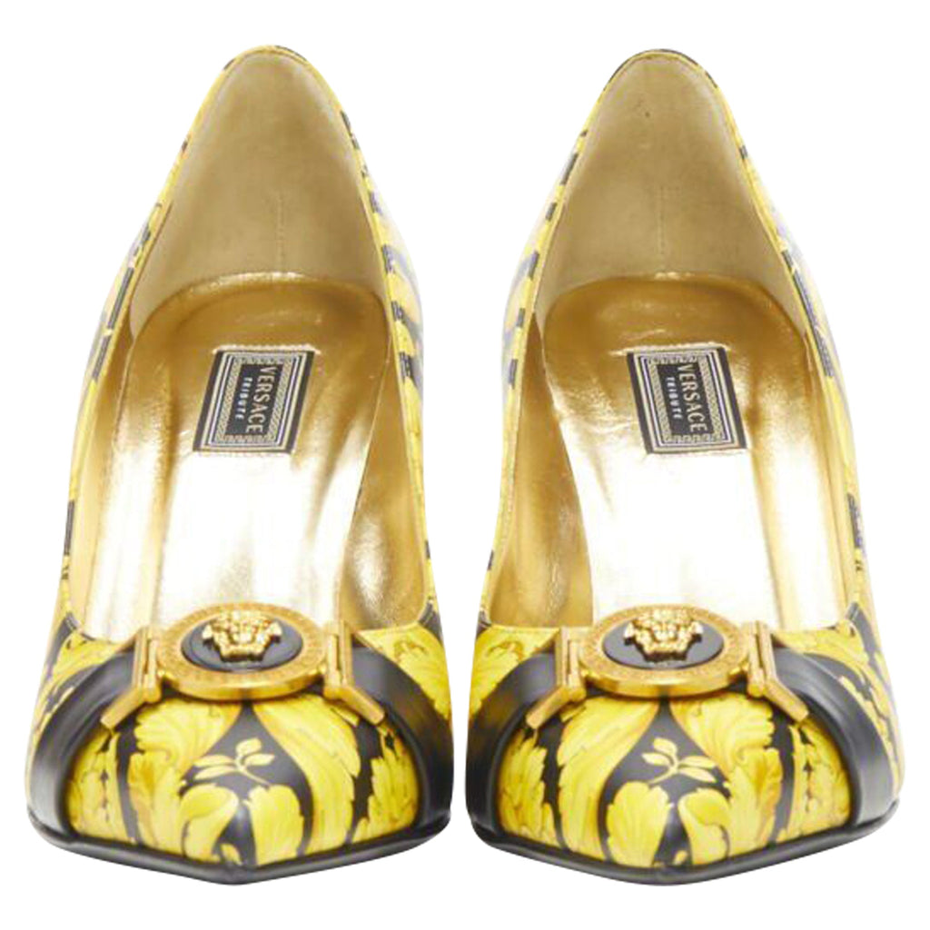 Women's Versace Baroque Hibiscus Medusa leather pump