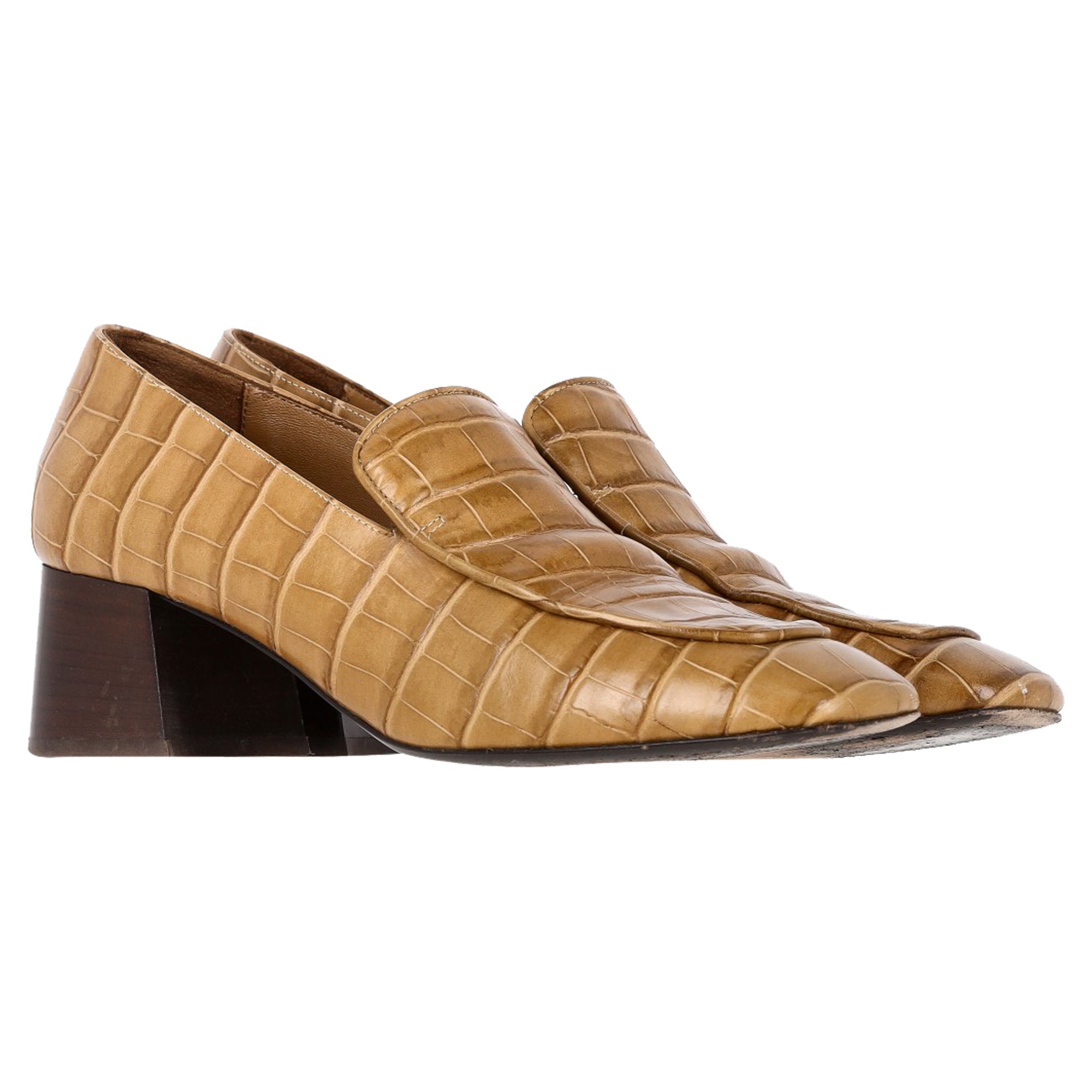 Totême Crocodile-Embossed Loafer Pumps in Brown Cowhide Leather