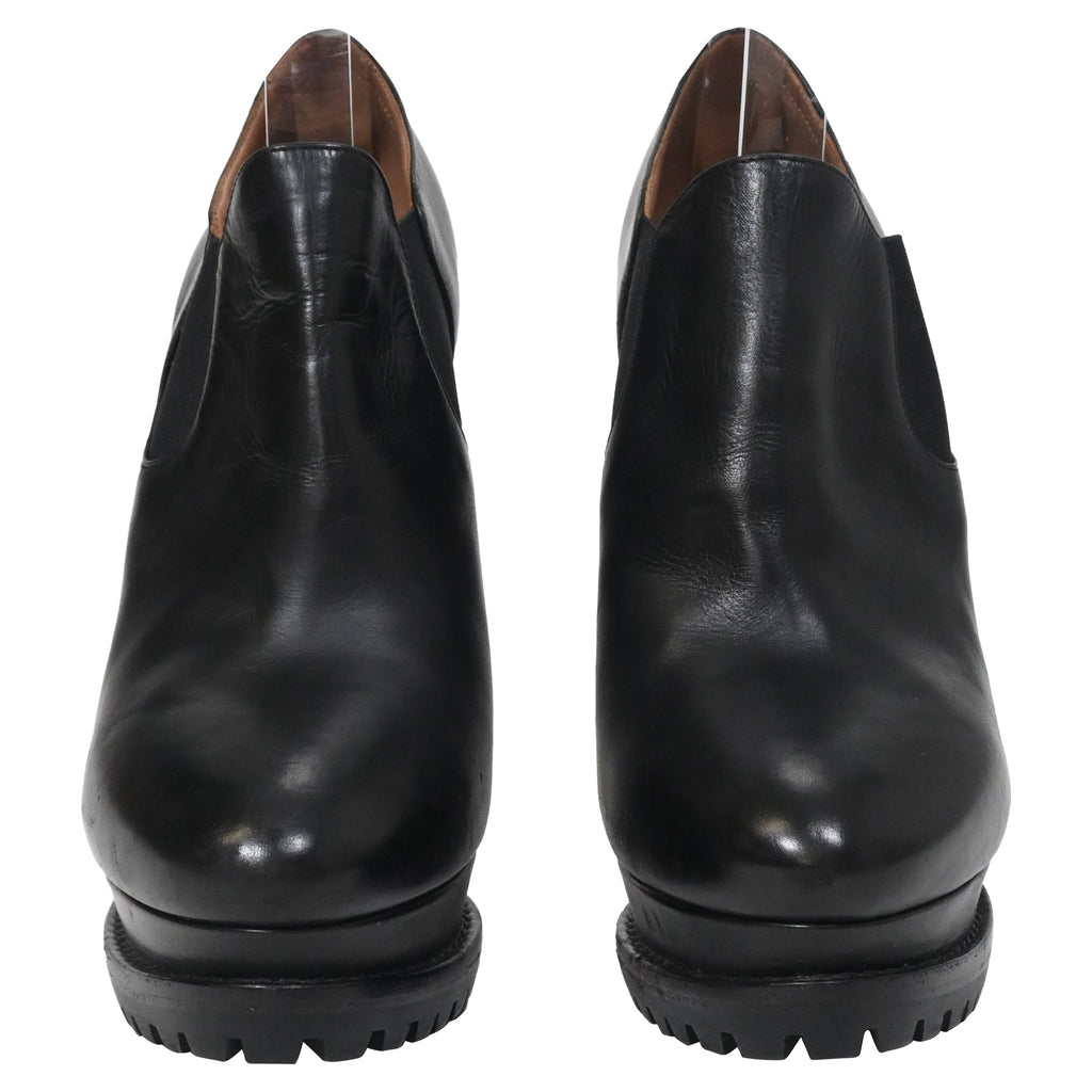 Alaïa Platform Ankle Boots in Black Leather