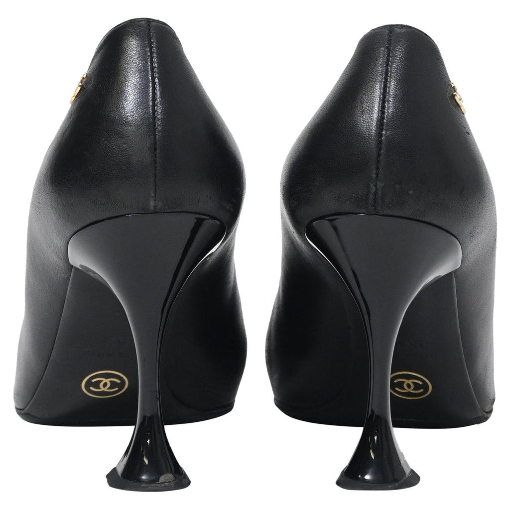 Chanel Interlocking CC Sculptured Heel Pumps in Black Leather