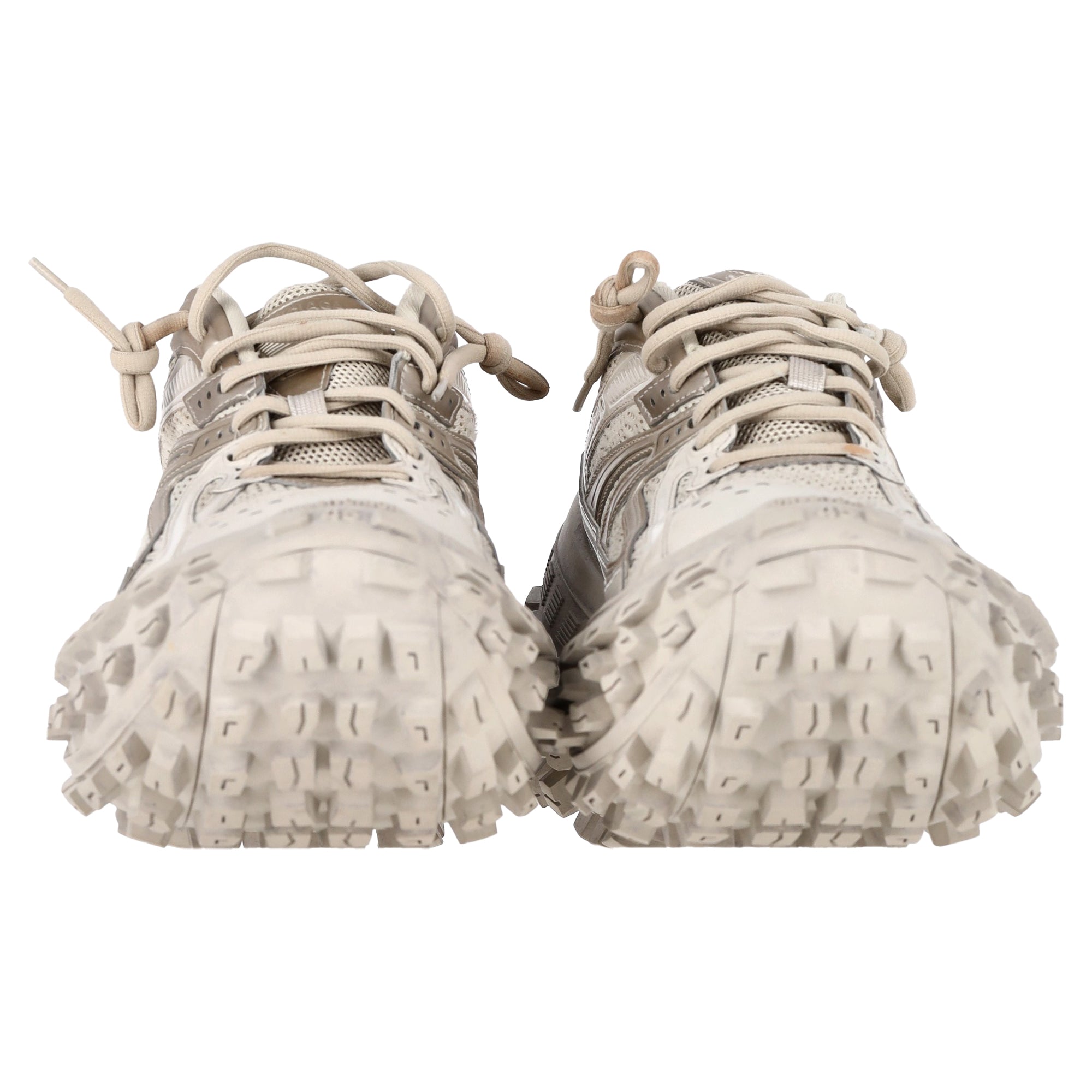 Men's Balenciaga Bouncer Distressed Sneakers in Beige Polyurethane