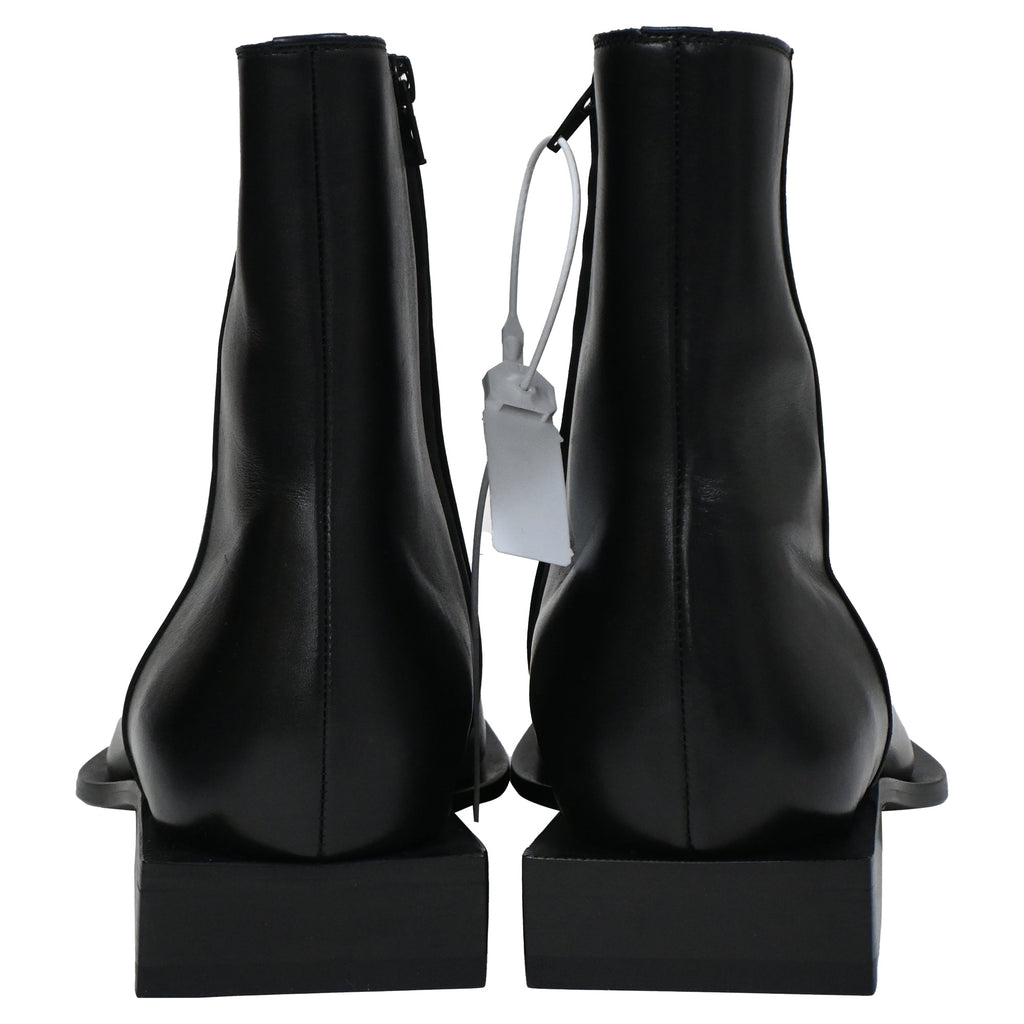 Balenciaga BB Flat Rim Zipped Ankle Boots in Black Calf Leather