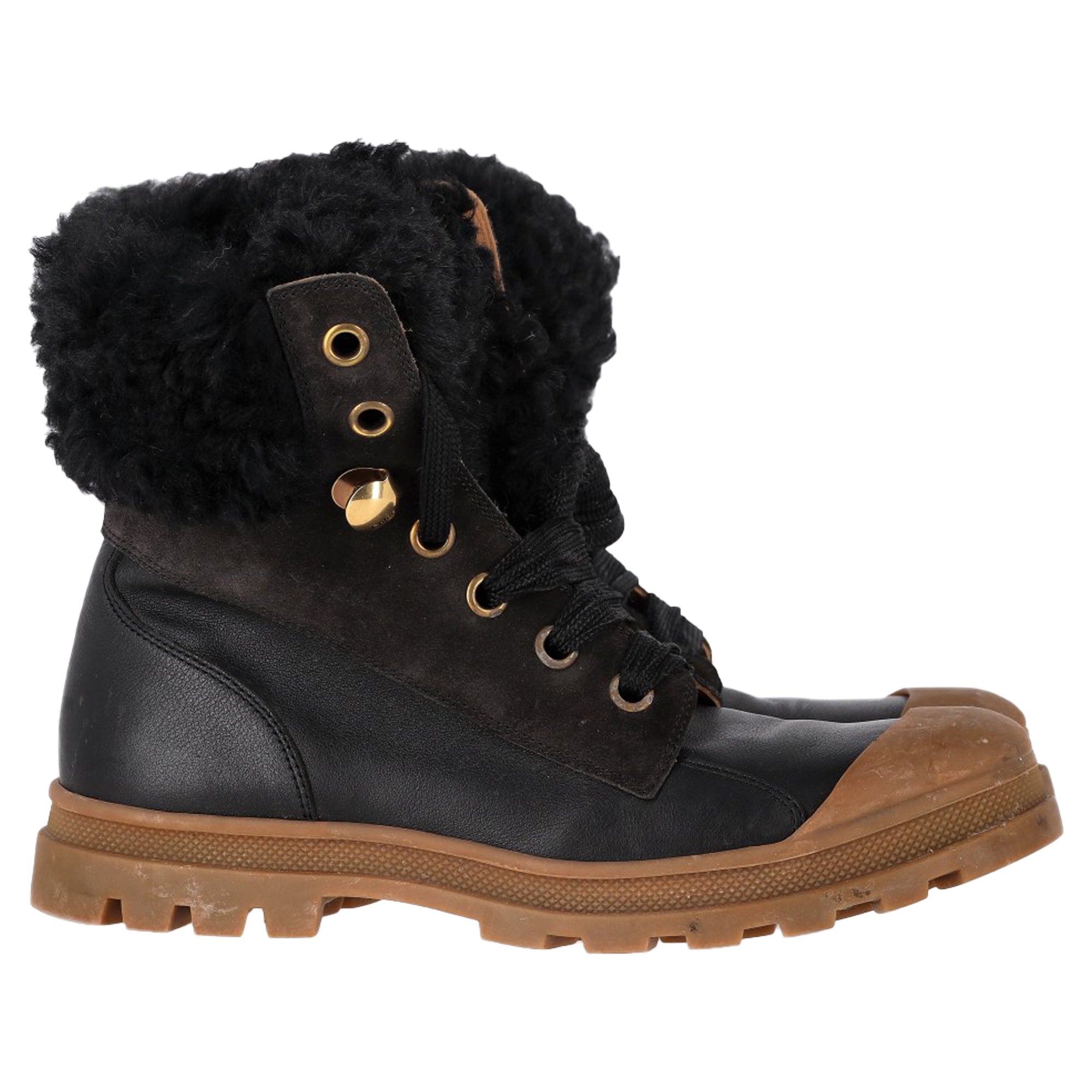 Chloé Sheared Combat Boots in Black Leather and Suede