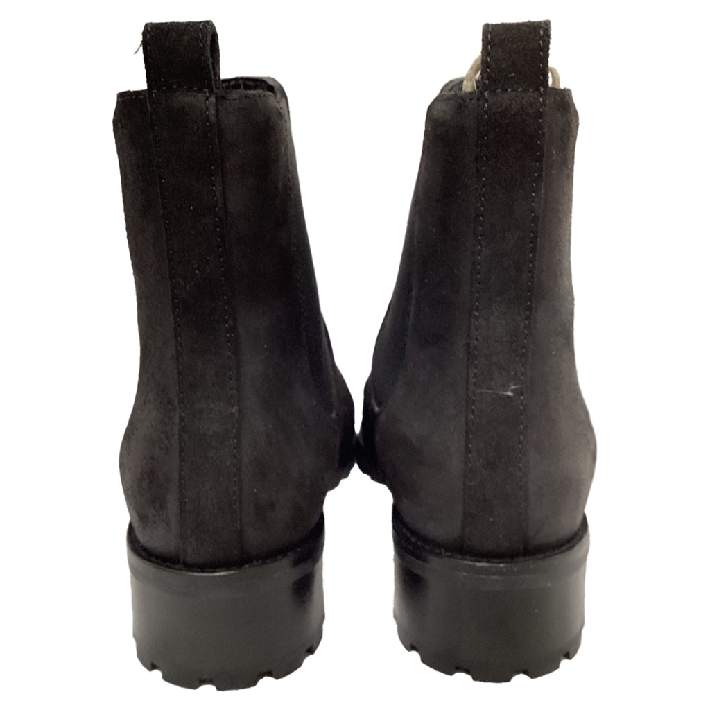 Women's Manolo Blahnik Chelata Chelsea Boots in Black Suede