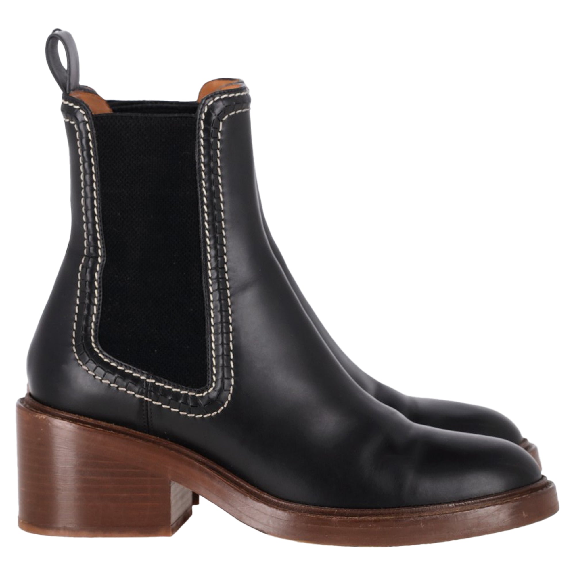Chloé Mallo Chelsea Boots in Black Calf Leather