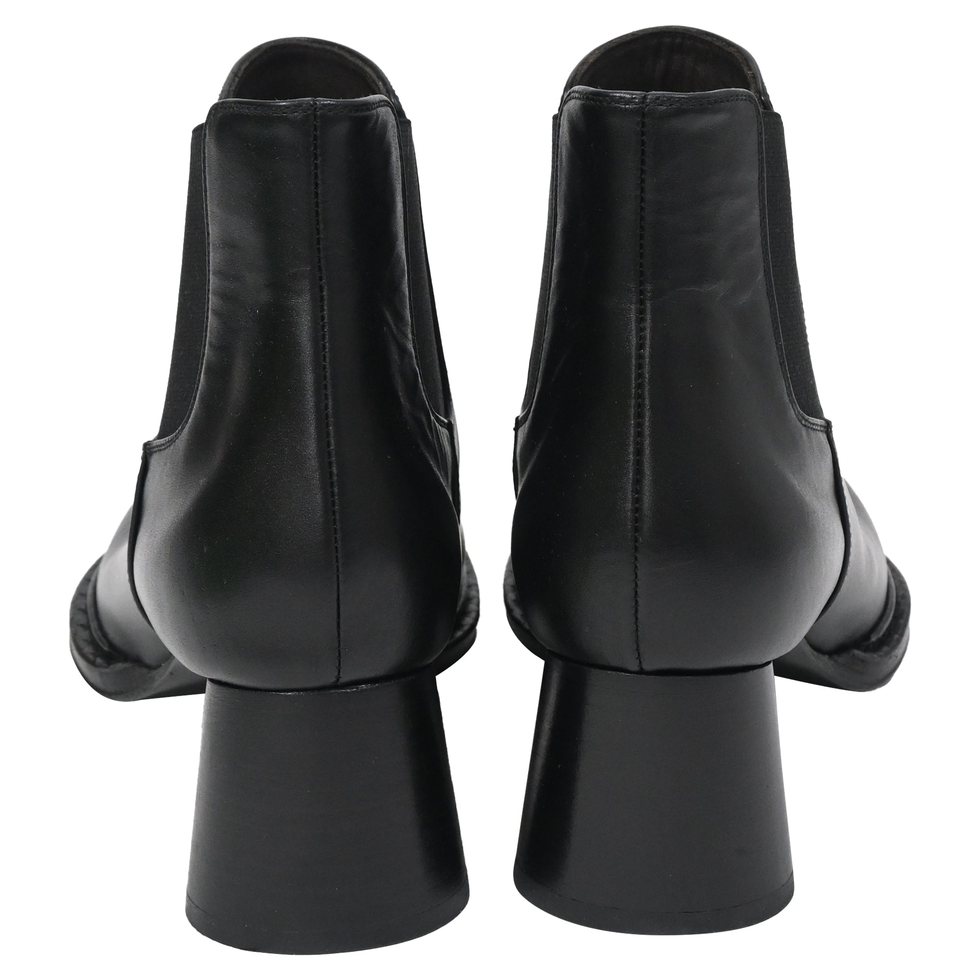 Bottega Veneta Cliff Chelsea Ankle Boots in Black Leather