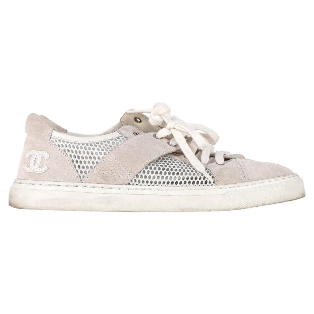 Women's Chanel CC Low-Top Sneakers in Grey Suede and Mesh