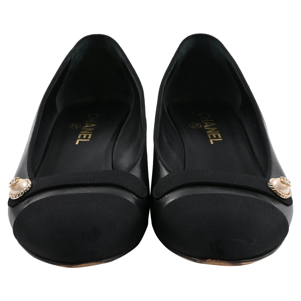 Chanel Cap Toe CC Pearl Detail Ballet Flats in Black Leather