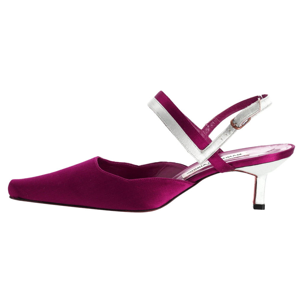 Women's Manolo Blahnik Kitten Heel Pumps in Magenta Satin
