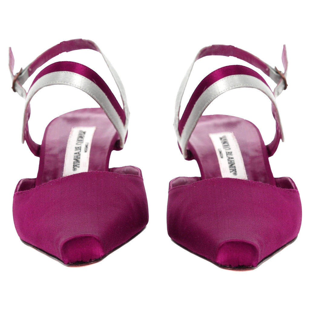 Women's Manolo Blahnik Kitten Heel Pumps in Magenta Satin