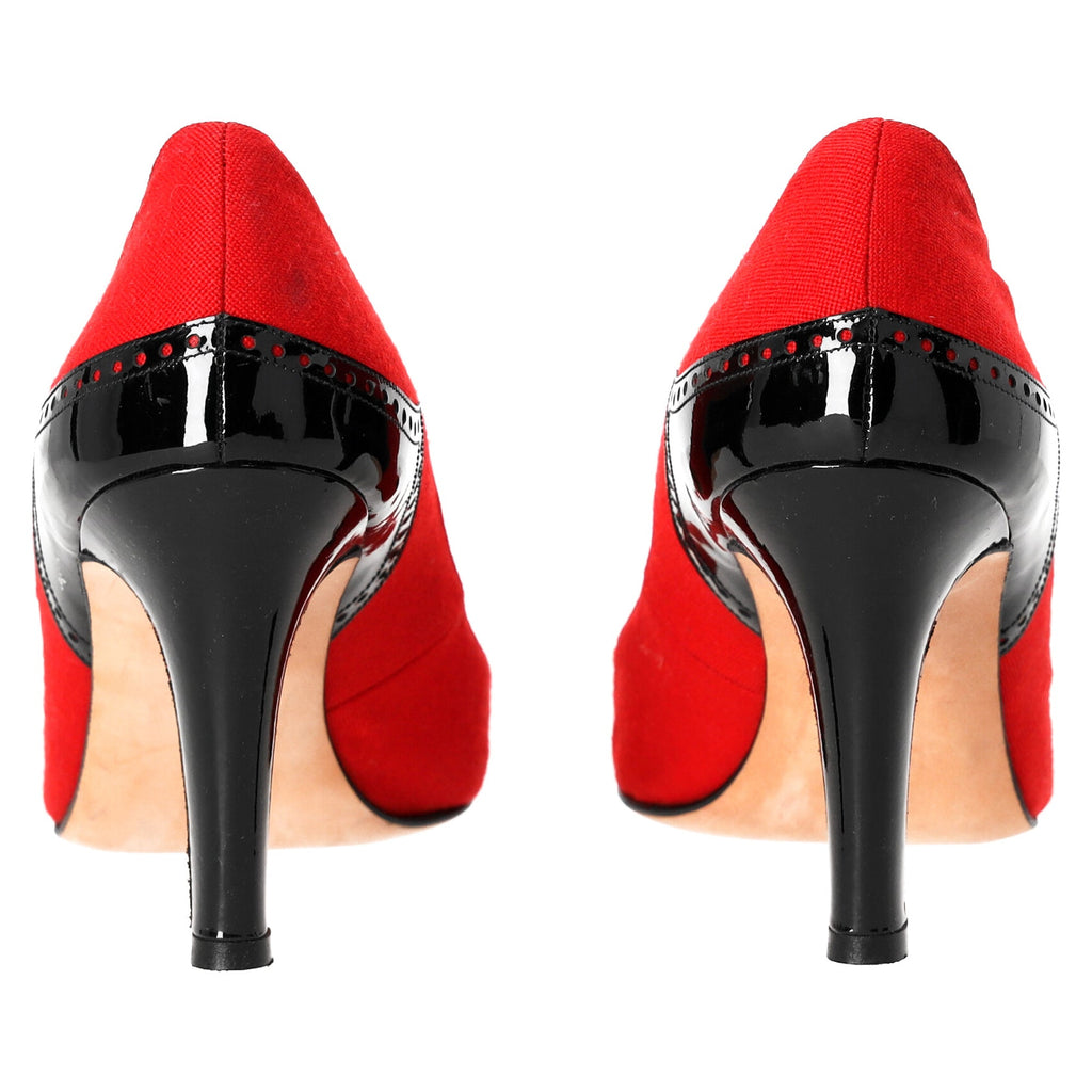 Women's Manolo Blahnik Pointed Toe Pumps in Red Suede