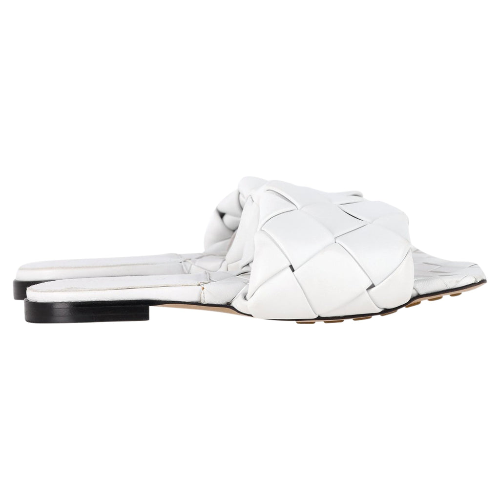 Women's  Bottega Veneta Lido Slide Flat Sandals in White Lamb Leather