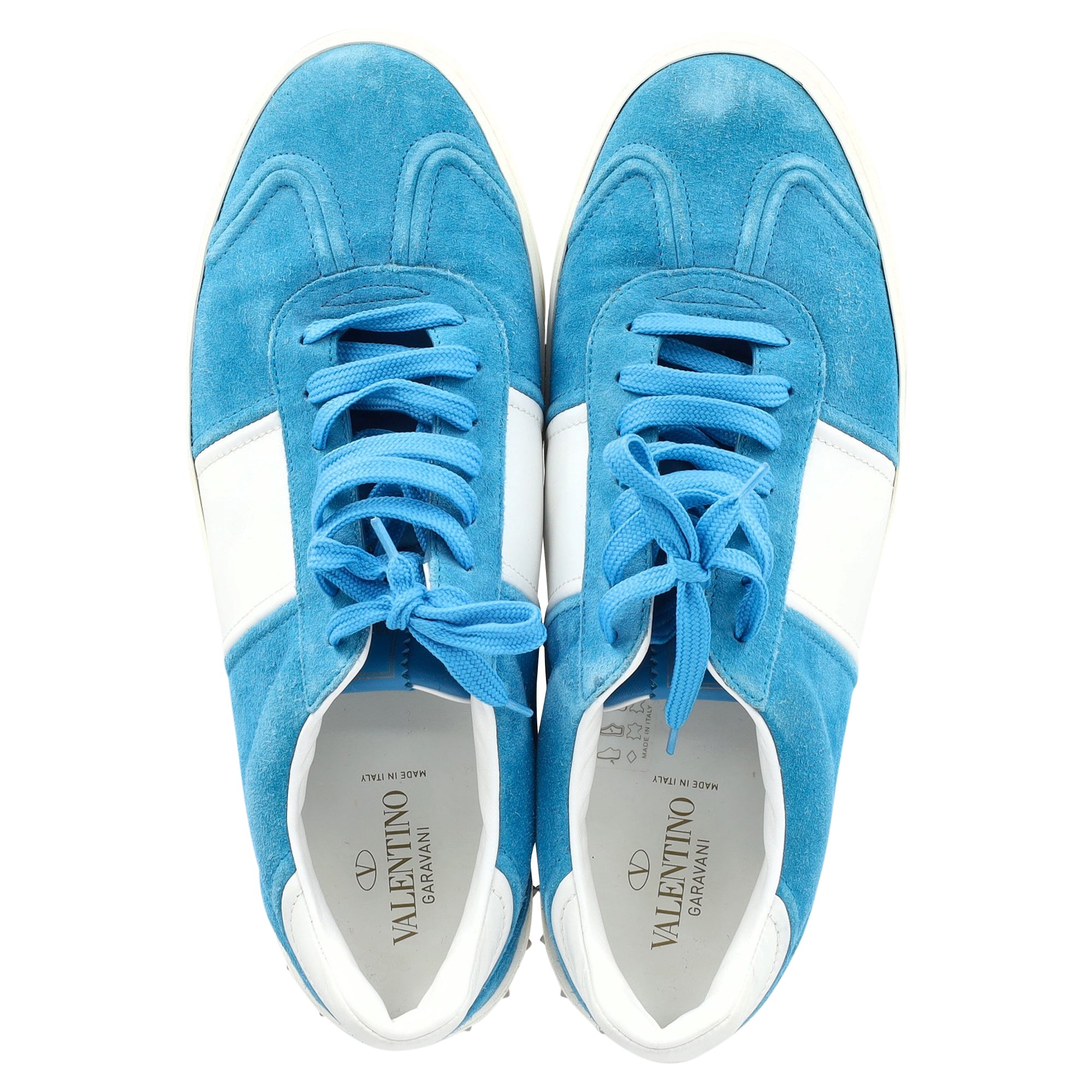 Men's Valentino Garavani Flycrew Panelled Low-Top Sneakers in Blue Suede