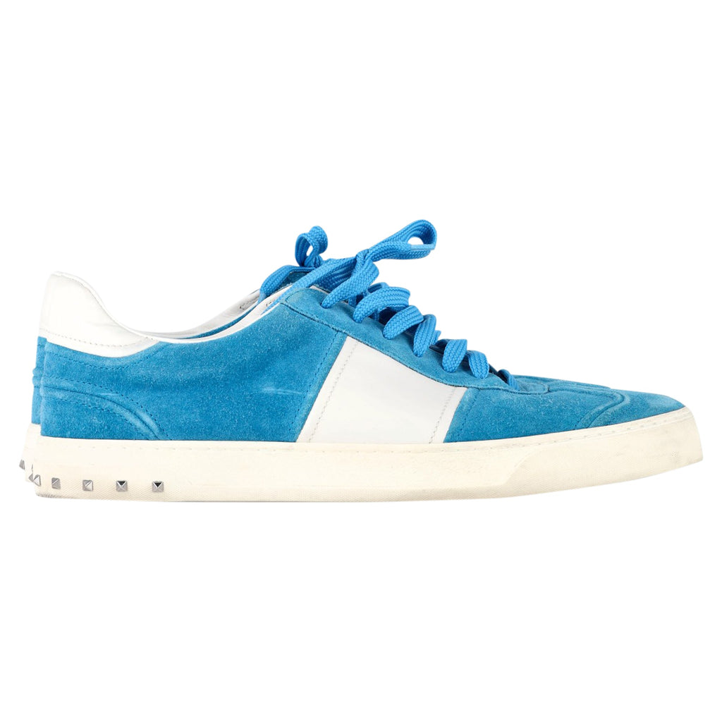 Men's Valentino Garavani Flycrew Panelled Low-Top Sneakers in Blue Suede