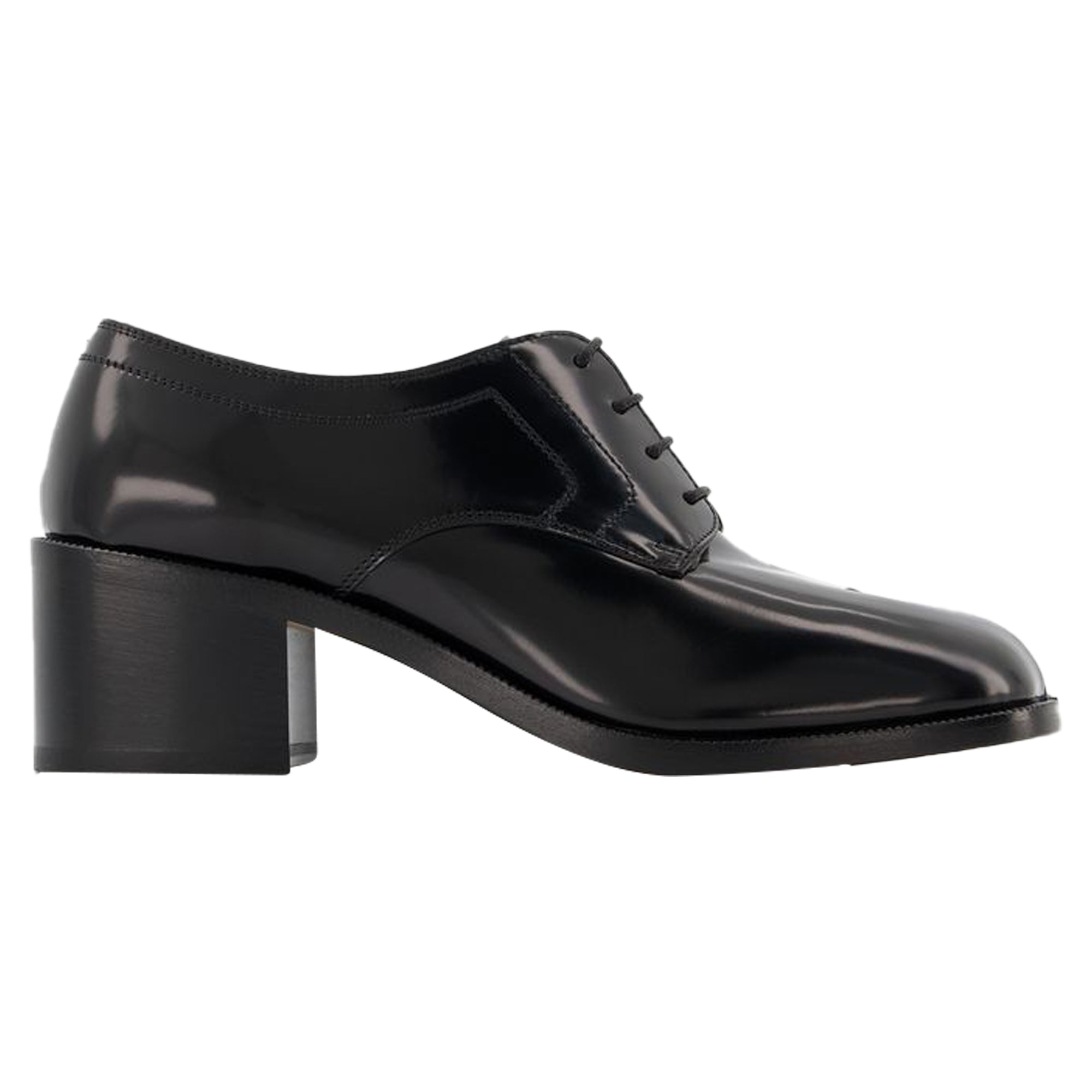 Lace-Up Derbies in Black Leather