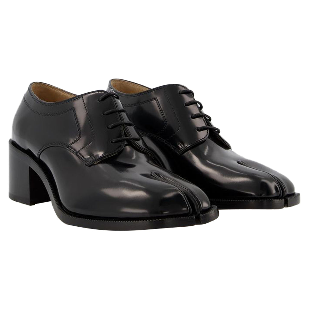Lace-Up Derbies in Black Leather