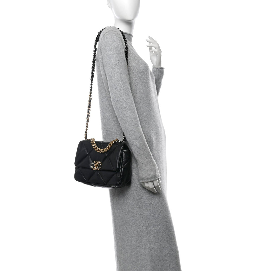 Lambskin Quilted Medium Chanel 19 Flap Black