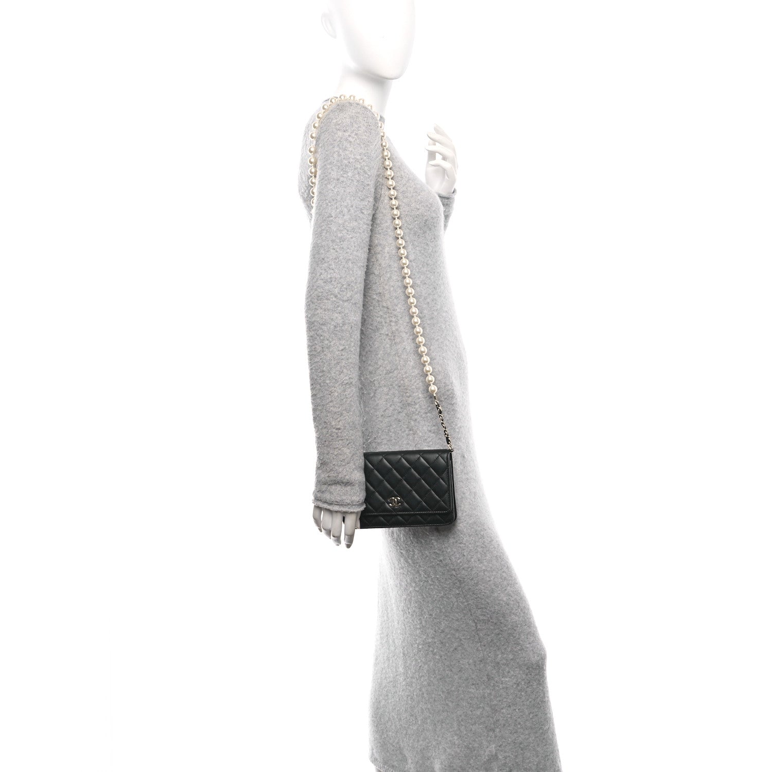 Lambskin Quilted Pearl Wallet On Chain WOC Black