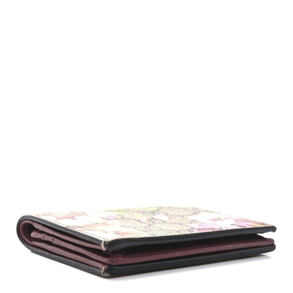 GG Supreme Monogram Blooms  Case Beige Multicolor Dry Rose