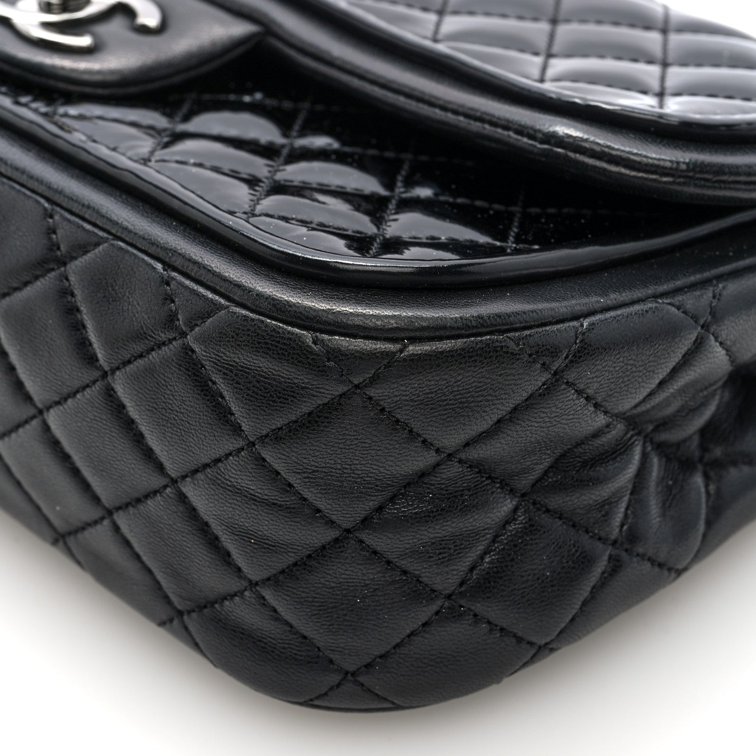 Patent Quilted Classic Twist Flap Bag Black
