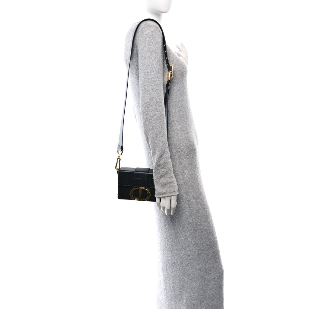 Box Calfskin 30 Montaigne Box Bag Black