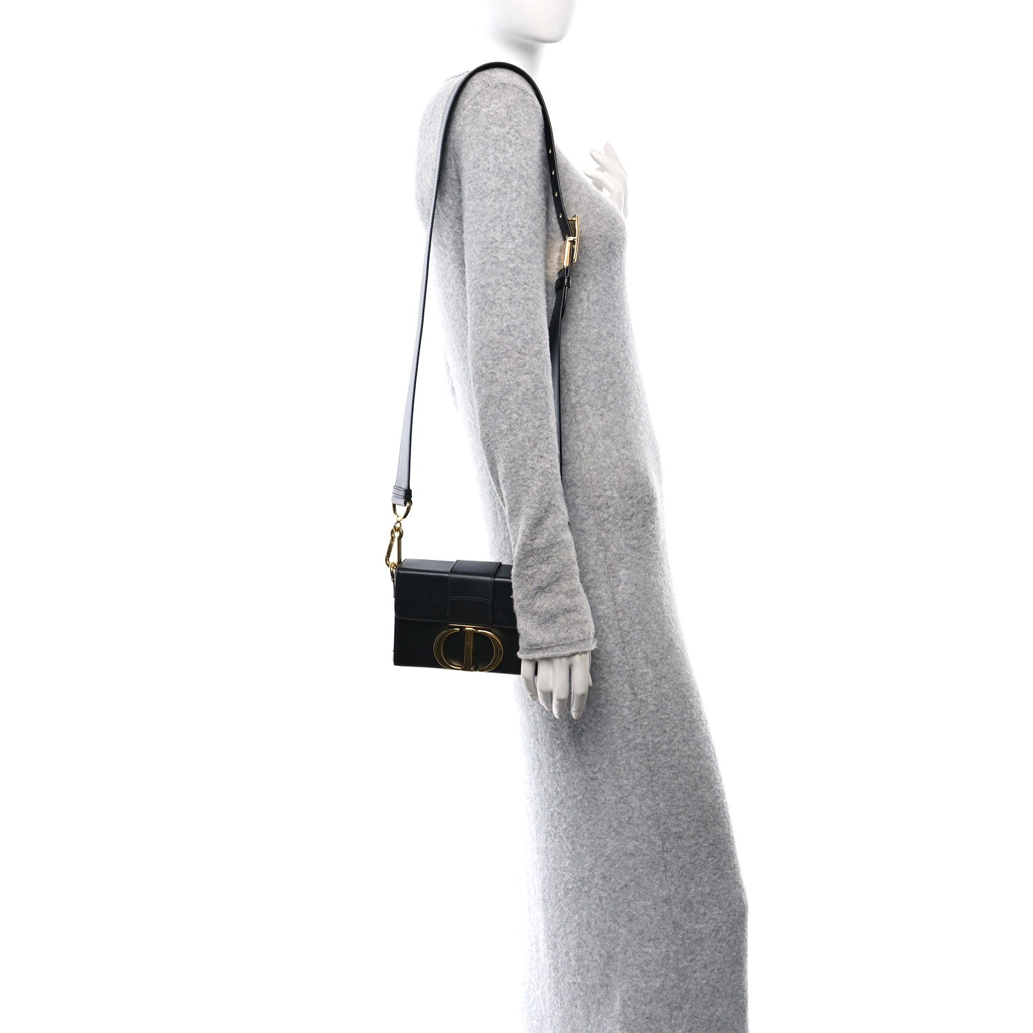 Box Calfskin 30 Montaigne Box Bag Black
