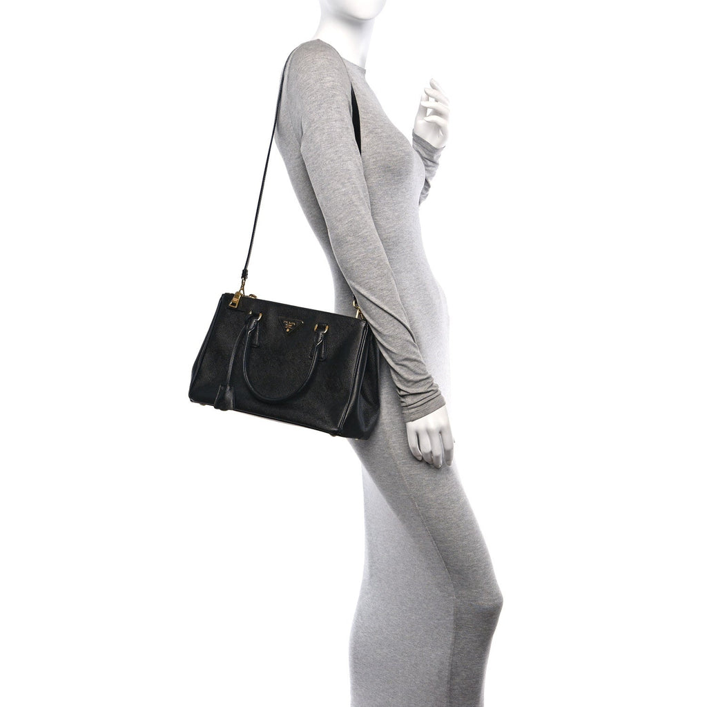 Saffiano Small Galleria Double Zip Tote Black