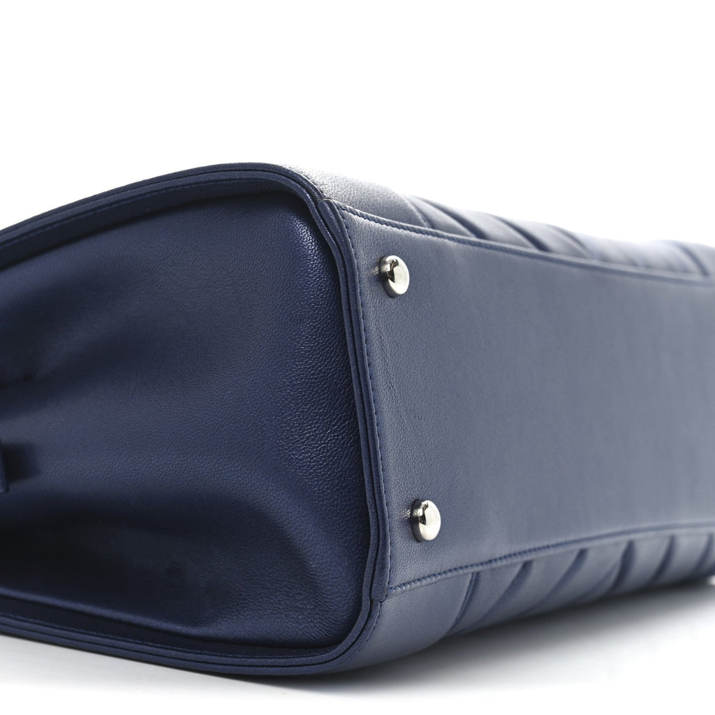 Sheepskin Chevron Quilted Mademoiselle Vintage Shopping Tote Navy