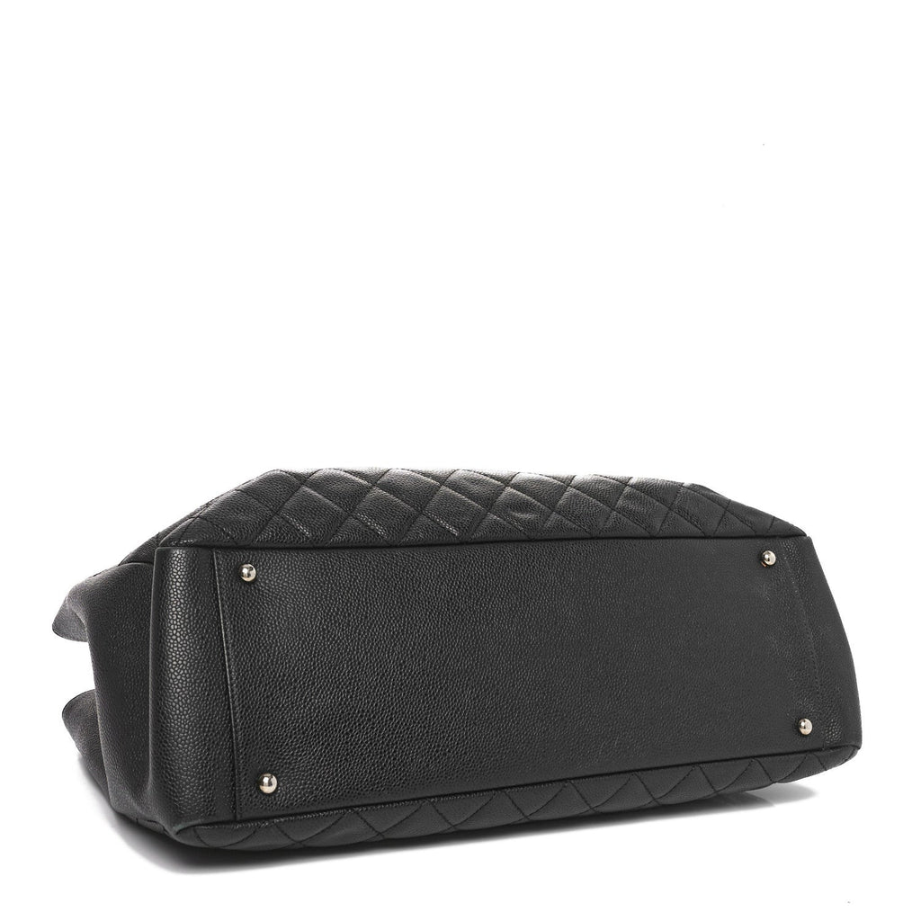 Caviar Quilted XL Grand Shopping Tote GST Black