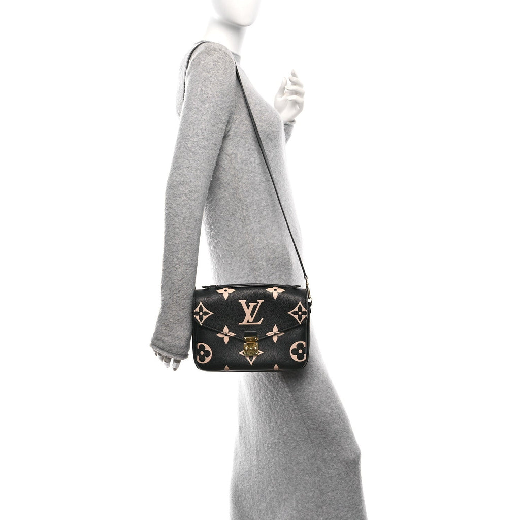 Empreinte Monogram Giant Pochette Metis Black Beige