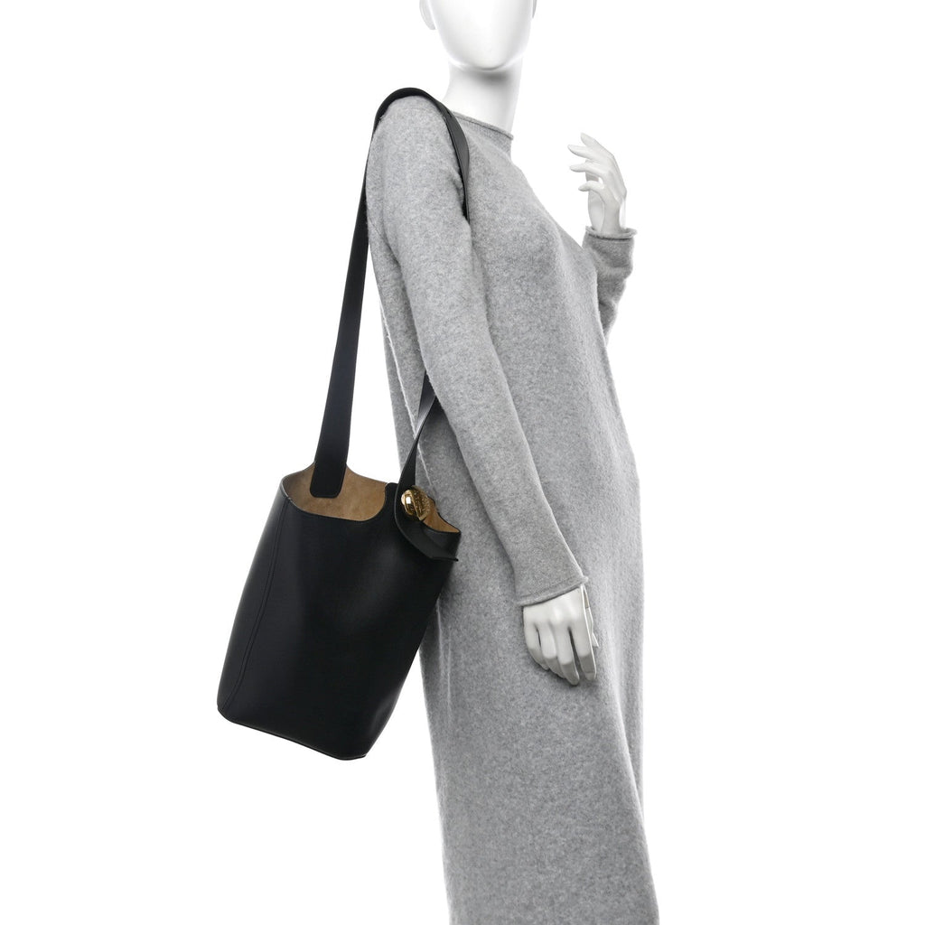 Smooth Calfskin Medium Pebble Bucket Bag Black