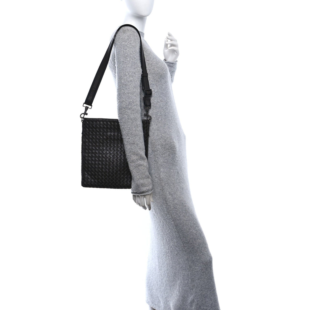 Nappa Intrecciato VN Crossbody Messenger Bag Fondant