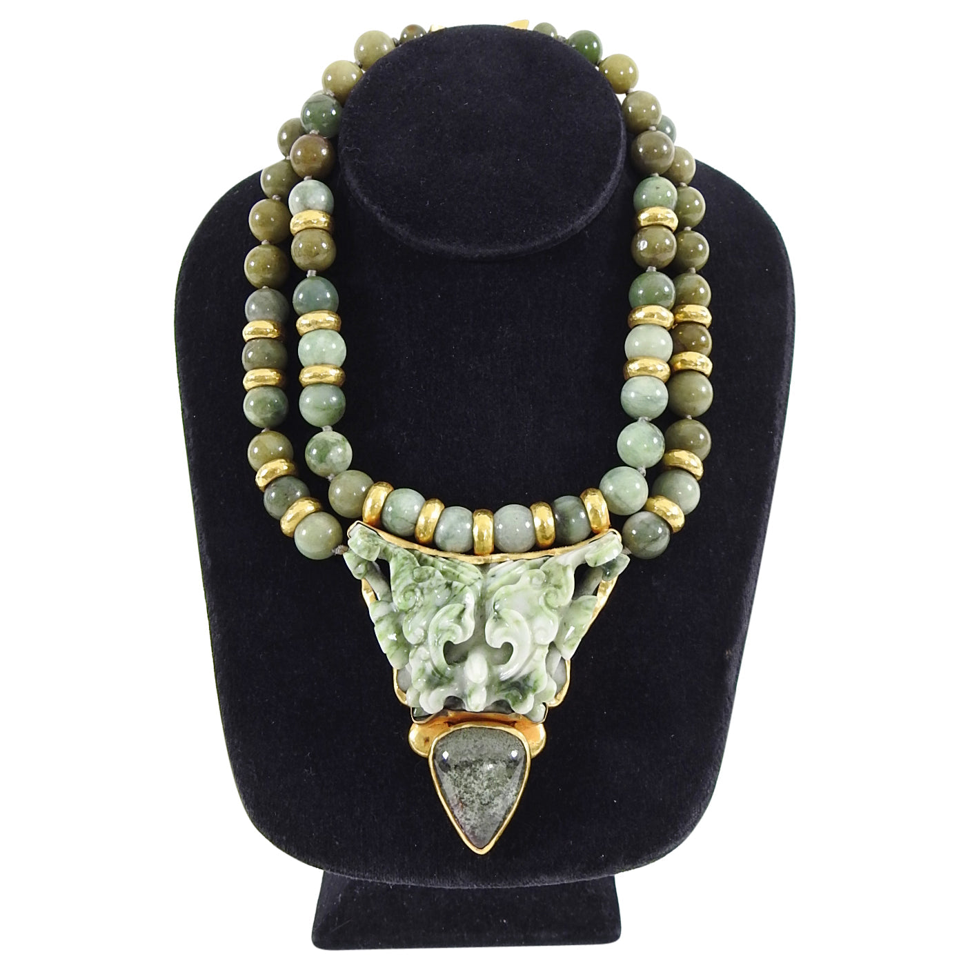 Eileen Coyne 22k Gold and Carved Jade Bead Pendant Necklace